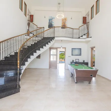 Pa7 Private 7 Bedroom * Πρωταράς
